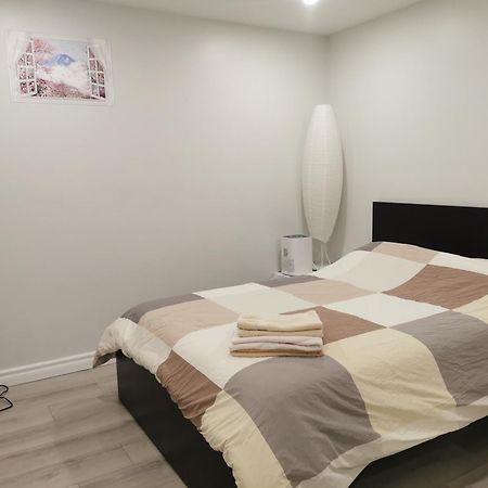 Perfect Location Comfort Private House Lower Level 2 Bedroom Unit Mississauga Exteriér fotografie
